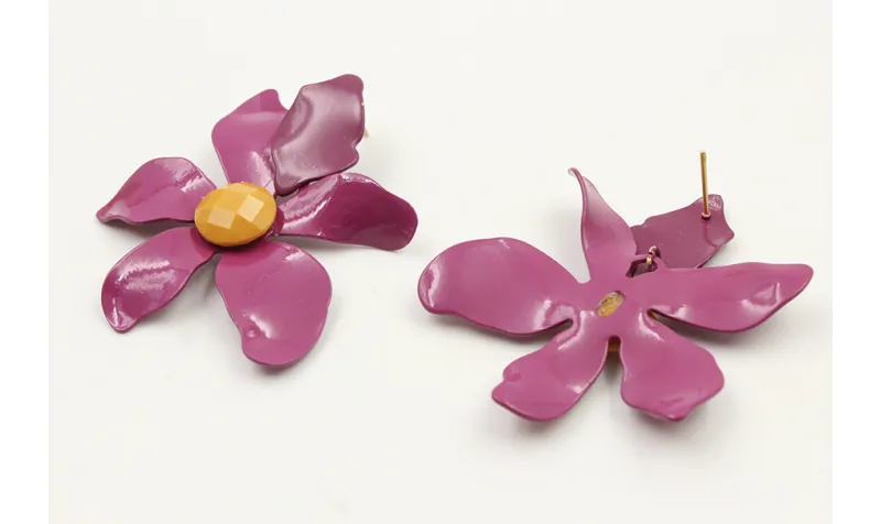 Pendientes flor esmaltada cardenal y brillo mostaz