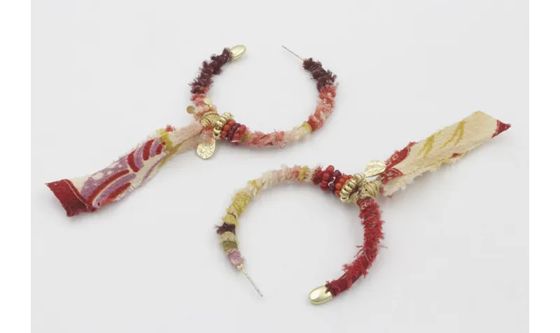 Pendientes aro planos forrados de lazo tubo kimono