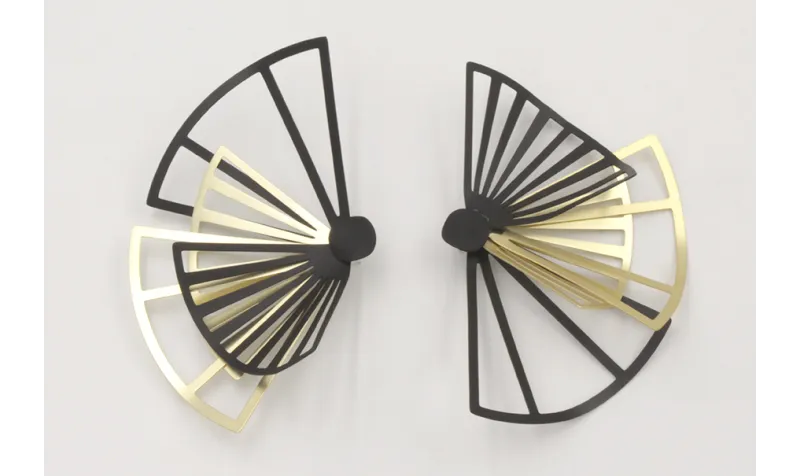 Pendientes láminas abanicos esmaltados negro mate 