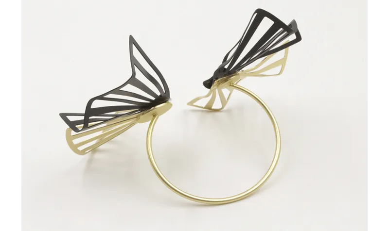 Pulsera rigida 2 discos con láminas abanicos esmal