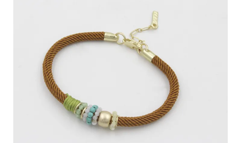 Pulsera de cordón trenzado retorcido color marrón 