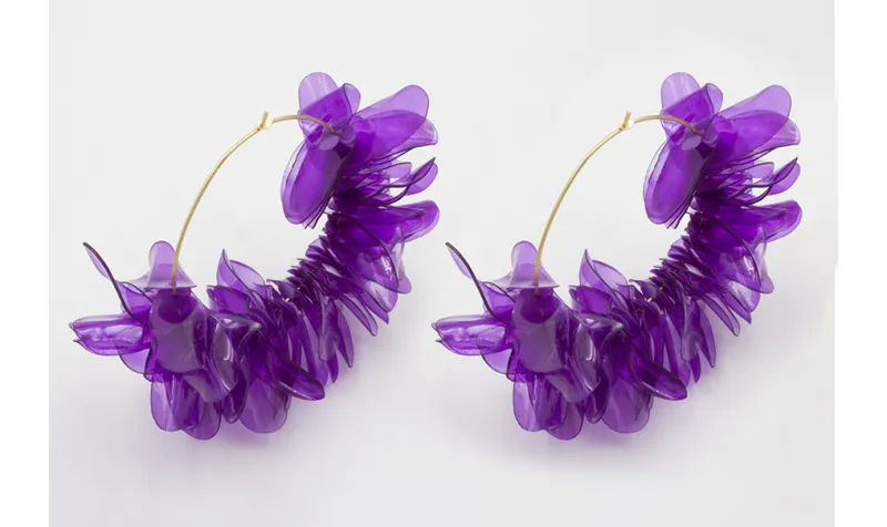 Pendientes aro grande dorado mate con lentejuelas 