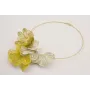 Collar rigido con alas de mariposa esmalte mostaza