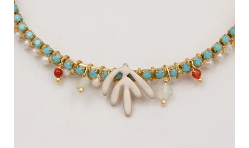 Pulsera rigida dorada con cadena de strass turques