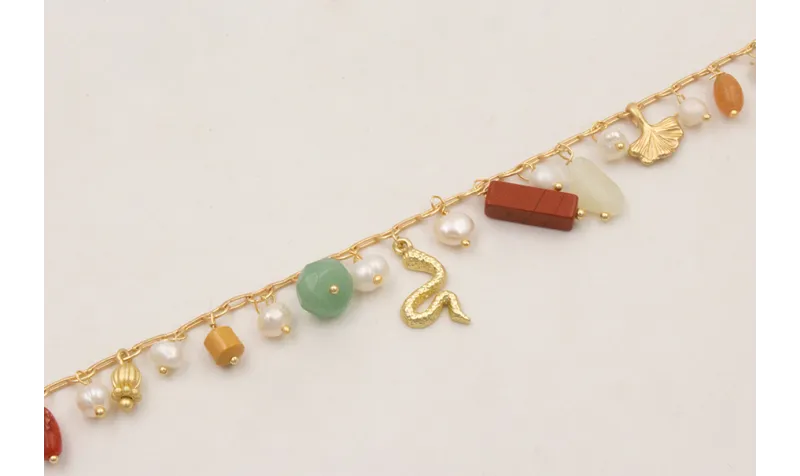 Pulsera cadena medio eslabón dorado mate con colga