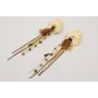 Pendientes perno hoja estriada dorada mate con bur