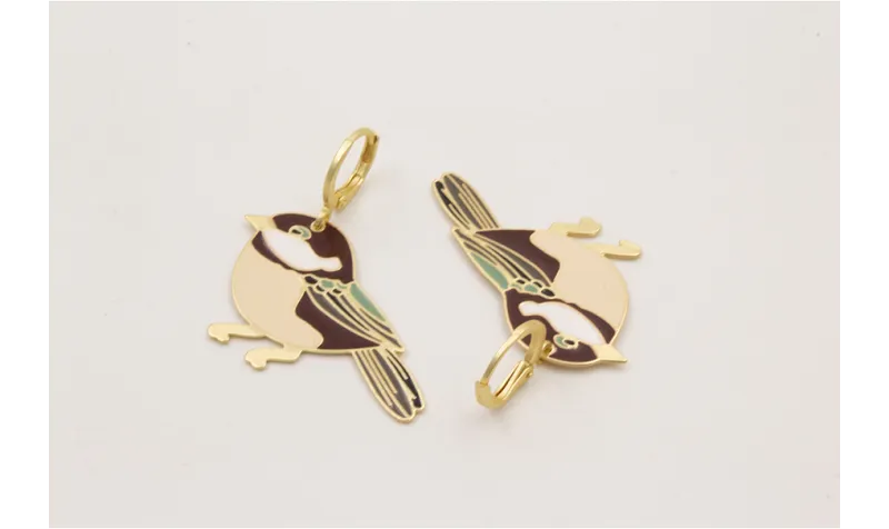 Pendientes cierre seguridad dorado mate con pájaro