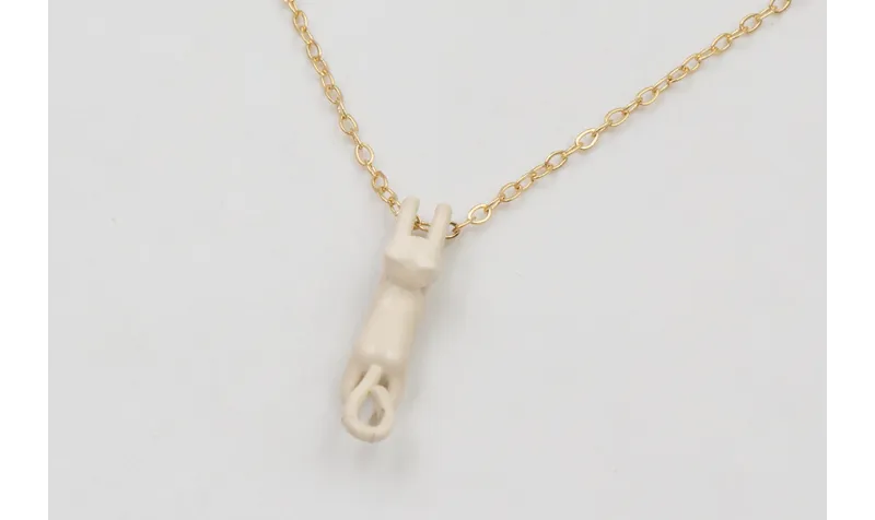Solitario cadena eslabón pequeño dorado con GATO p