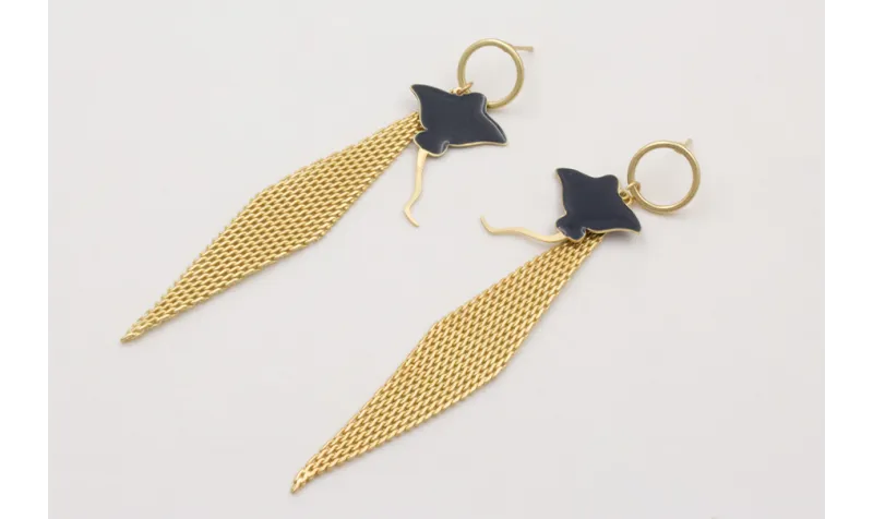 Pendientes malla rombo y manta raya azul oscuro co