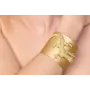 Brazalete ancho con lagarto grande dorado mate.