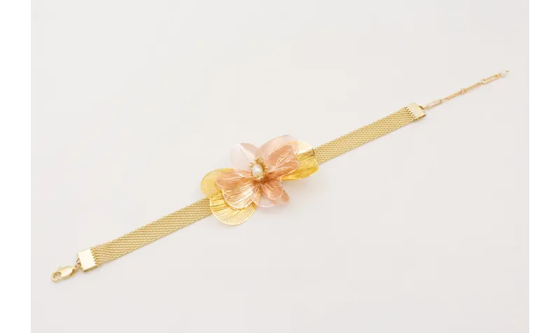 Pulsera cadena plana dorada mate, centro flores me