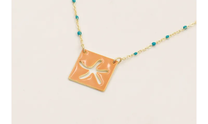 Collar cadena micro esmlate azul con colgante cuad