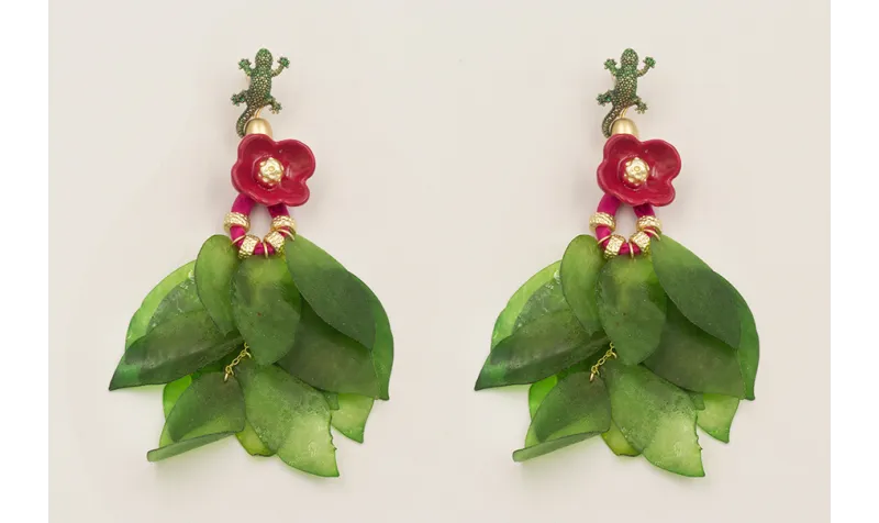 Pendientes lagarto verde, flor esmaltada frambrues
