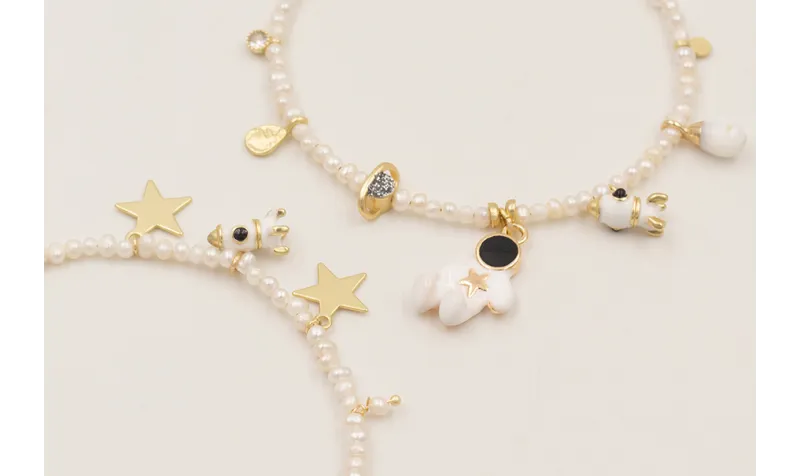 Pulsera perlitas naturales con estrellas dorado ma