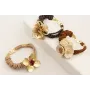 Pulsera cordón marrón con hilo dorado, flores esma