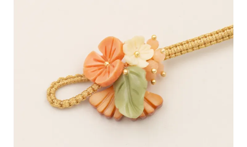 Pulsera cierre eslabón jade marrón, hoja y flores 