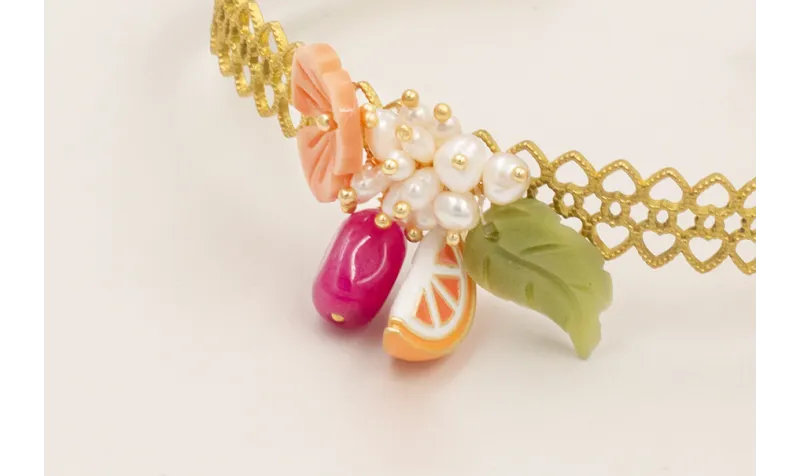 Pulsera rigida labrada dorada mate con burruño per