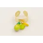 Anillo dorado mate con colgantes pera esmalte verd