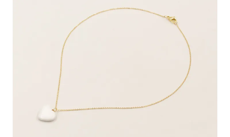 Solitario corazón blanco con cadena eslabón pequeñ
