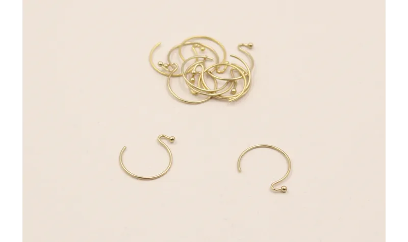 Pendiente semi circular 15mm Oro Mate
