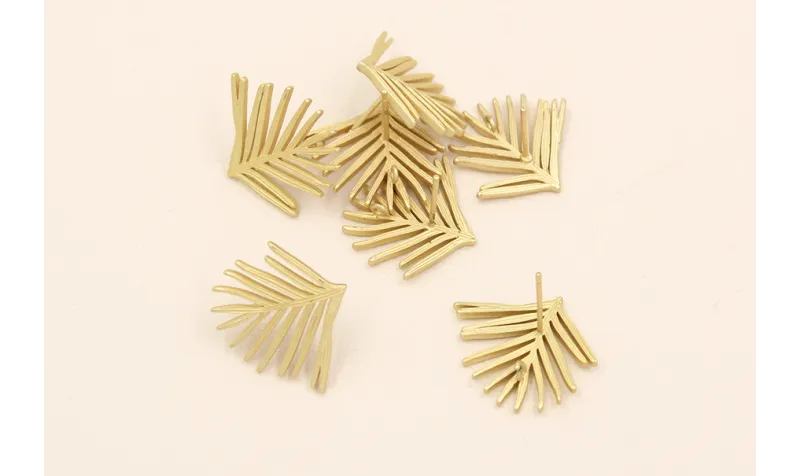 Pendiente Hoja de Palmera 19*23mm Oro Mate / Base Pendientes 