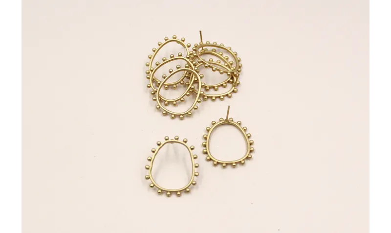 Perno Ovalado 25*28mm Bolitas Oro Mate