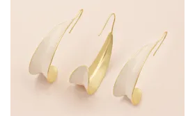 Pendiente pétalo curvado 50*25mm Oro Mate y Beige / Base Pendientes 