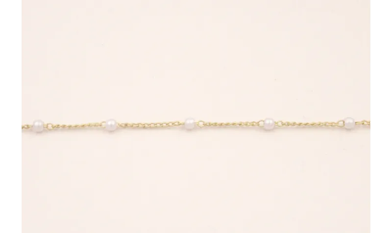 Cadena 1mm Oro Mate Microperla de 2mm espaciada / Cadenas de Latón / Zamak