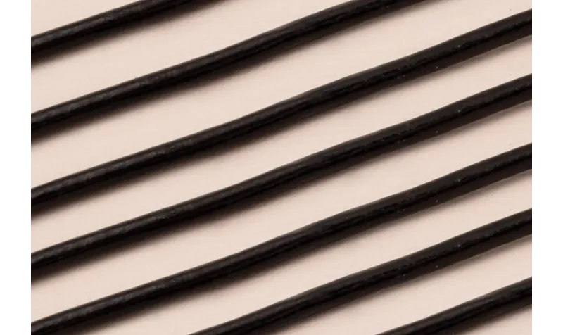 CUERO NEGRO 3MM / Hilos y Cordones, Cuero y piel