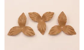 Flor pétalos relieve 60mm diam. Camel / Hilos y Cordones, Cuero y piel