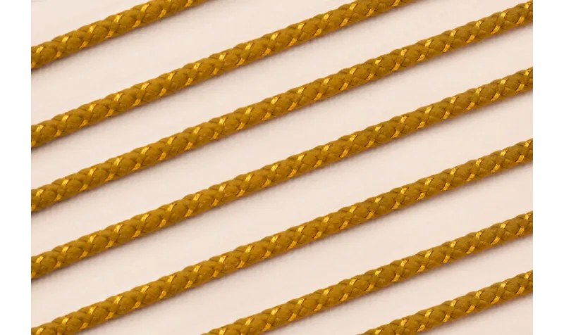 Cordón de 3mm color Pistacho con hilo dorado